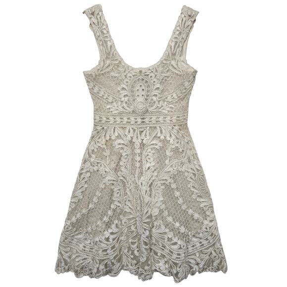 Yoana Baraschi Boho Bridal Angel Princess Romantic Sheer Embroidered Dress 6 - mordernwear.com Yoana Baraschi Boho Bridal Angel Princess Romantic Sheer Embroidered Dress 6 - mordernwear.com